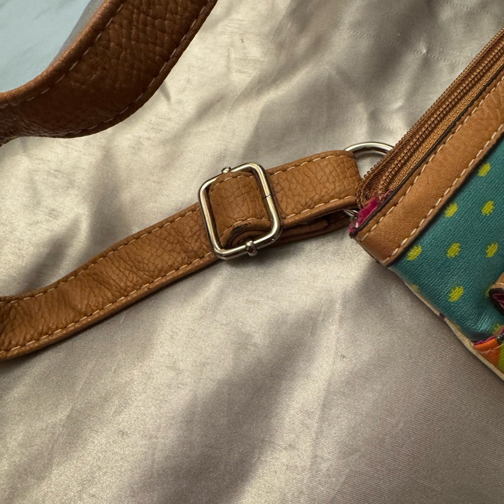 Lily bloom colorful green, pink, blue bird pattern small crossbody purse bag EUC - Picture 5 of 8